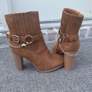 NYC women ankle heel boots in S9. Never been worn boots
